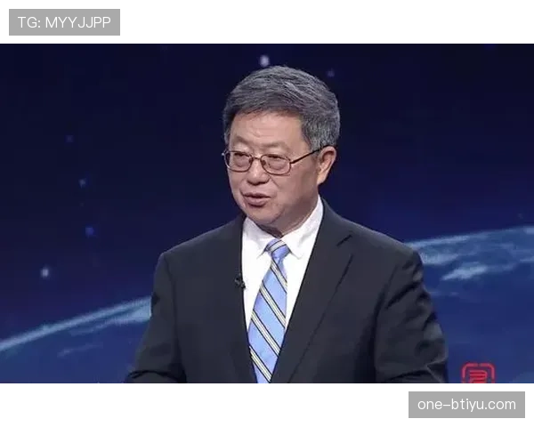 高磊训练完直接去奢侈品店扫货,这自律和消费反差谁懂啊
